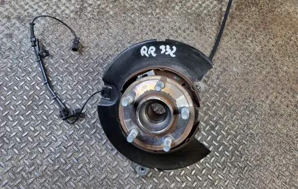 Dodge Charger Rear wheel hub 04779642AC 68079750AA
