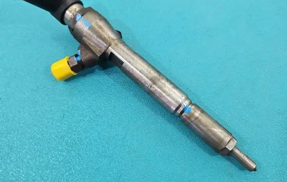 Renault Scenic II - Grand scenic II Fuel injector 8200380253 IMPRK1478948