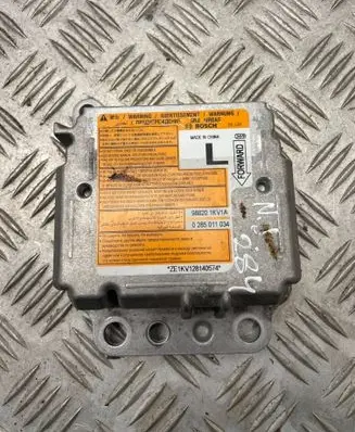 Nissan Juke I F15 Airbag control unit/module 0285011034 988201kv1a