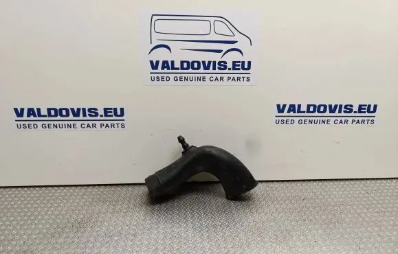 Intake resonator