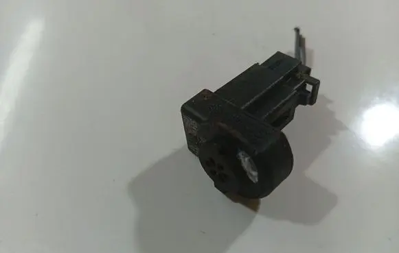 Renault Laguna III Air quality sensor 52410663