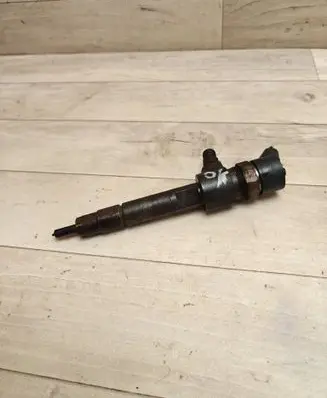 Opel Zafira B Fuel injector 0445110276