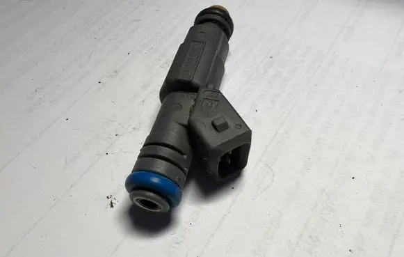 Ford Focus Fuel injector 0280155887 ZC4UAA