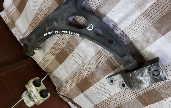 Audi A3 S3 8P Front lower control arm/wishbone
