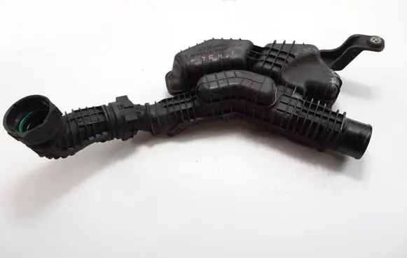 Nissan Note (E12) Intake resonator PA6-GF30 3VA0A