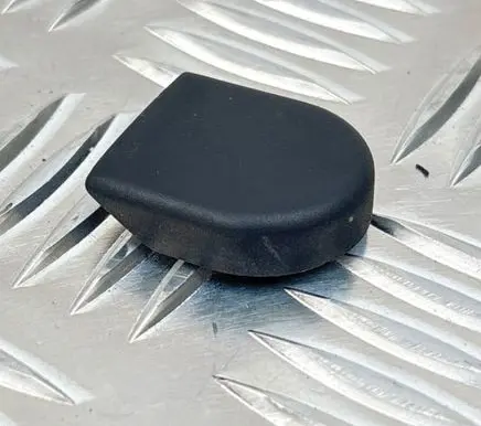 Toyota Auris 150 Wiper trim