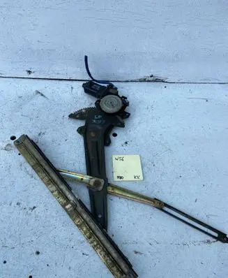 Subaru Justy Front door window regulator with motor 83460608B00 0621008600