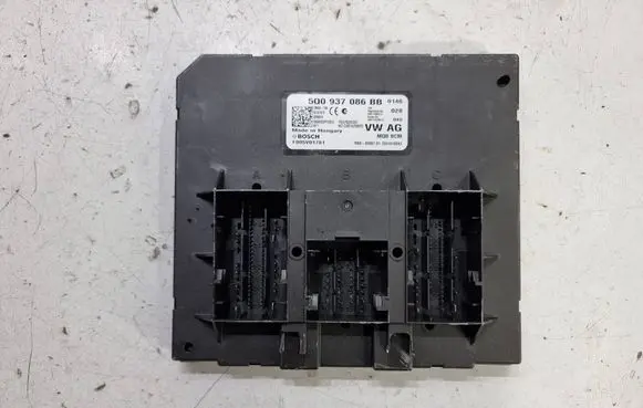 Volkswagen PASSAT B8 Comfort/convenience module 5Q0937086BB