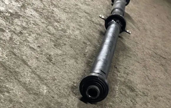 BMW X5M E70 Drive shaft (set) 7564398