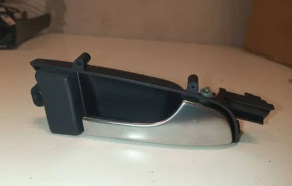 Audi A3 S3 8P Front door interior handle 8P3867020