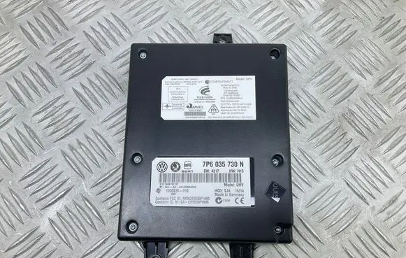 Skoda Rapid (NH) Bluetooth control unit module 7P6035730N