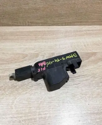BMW 5 E34 Central locking motor BMW51490