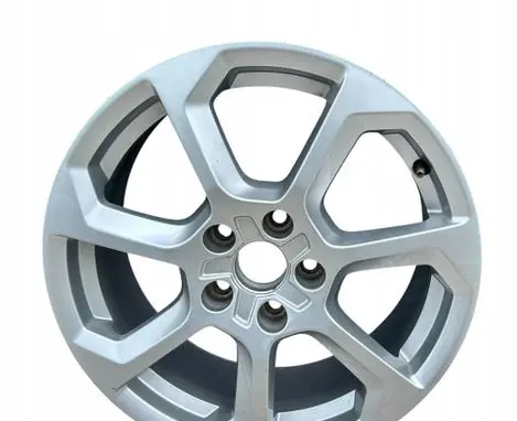 Audi Q2 - R17 alloy rim 