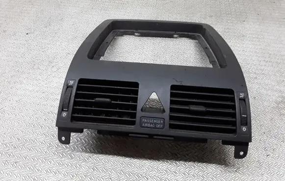 Dash center air vent grill