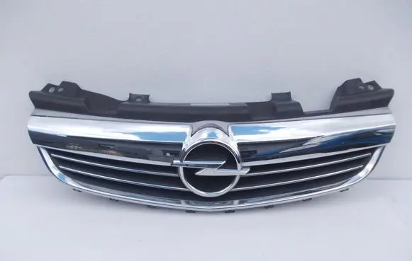 Opel Zafira B Front bumper upper radiator grill 13247331