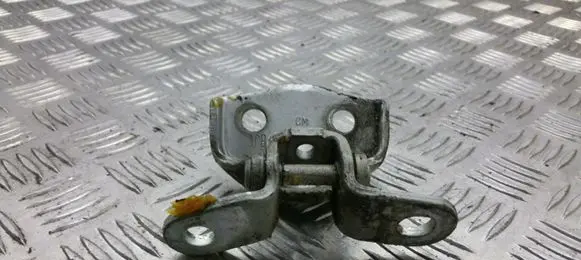 Hyundai Santa Fe Rear door upper hinge