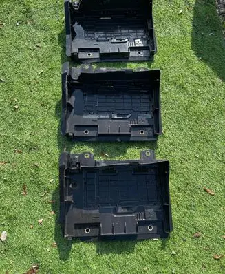 Nissan NV400 Battery box tray 648600006RA