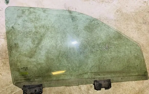 Ford Scorpio Front door window glass four-door