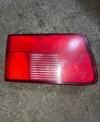 BMW 5 E39 Tailgate rear/tail lights 8361673 T301241 031219981630