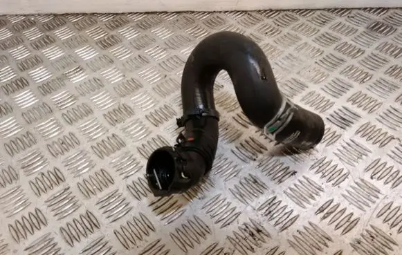 Toyota Avensis T270 Engine coolant pipe/hose 165720X020B