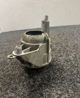 Mercedes-Benz C W206 Engine mount bracket A2062400001