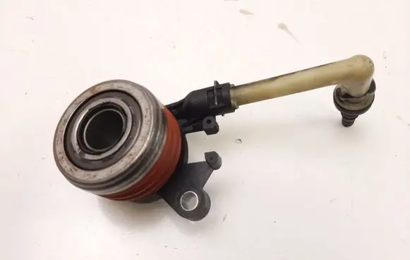 Nissan Qashqai clutch release bearing 306204431R