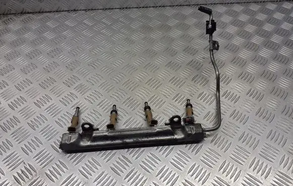 Toyota Corolla E140 E150 Fuel main line pipe 23250-0T030