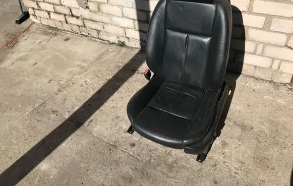 Peugeot 607 Front driver seat 9638960380