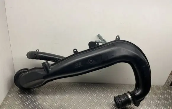 Ford Escape III Intercooler hose/pipe GV619C623ED