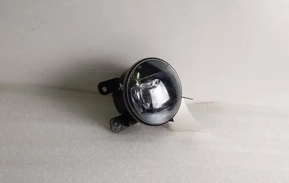 Maserati Levante Front fog light 90092347 670033497
