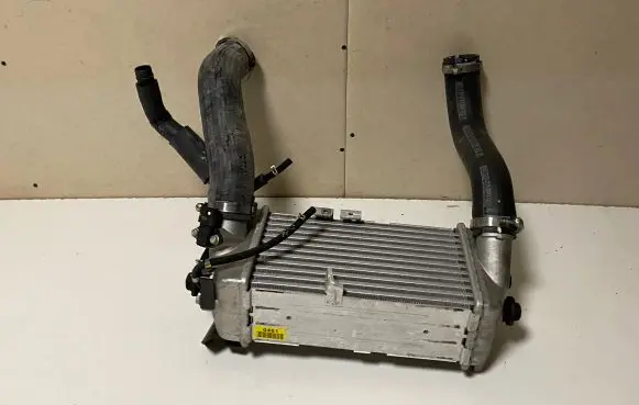 KIA Stonic Intercooler radiator 2827004610