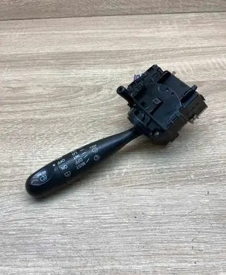 Toyota Avensis T220 Wiper control stalk 6473R26