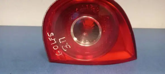 Volkswagen Golf V Tailgate rear/tail lights 285002