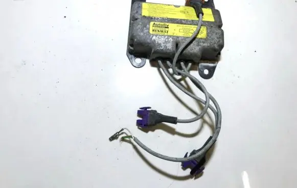 Renault Laguna I Airbag control unit/module 7700845626c 550289000