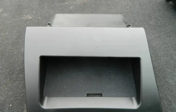 BMW 3 E46 Glove box 8223192
