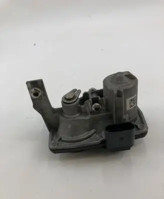 Volkswagen Golf VIII Intake manifold valve actuator/motor 3q0253691k