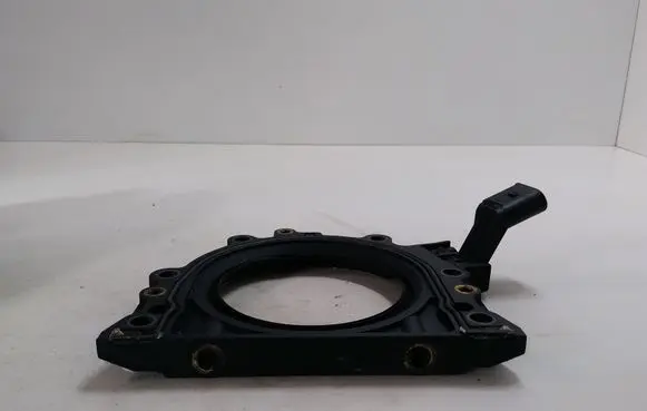 Audi A6 S6 C6 4F Crankshaft Holder 038103173A