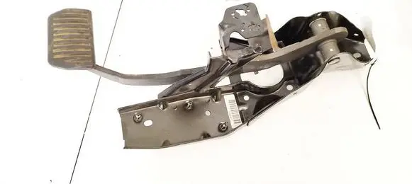 Volvo V70 Brake pedal 31202467