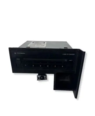 Volkswagen Touran I CD/DVD changer 1T0035110A