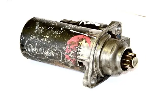Volkswagen Golf IV Starter motor