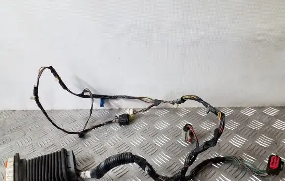 Jeep Cherokee III KJ Front door wiring loom