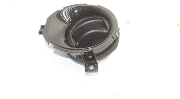 Nissan Juke I F15 Dashboard air vent grill cover trim 687613YV0A