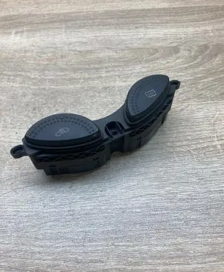 Ford Focus Windscreen/window heater switch 98AG180621AB