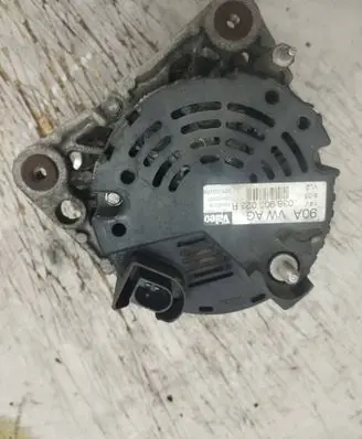 Skoda Fabia Mk1 (6Y) Generator/alternator 038903023R