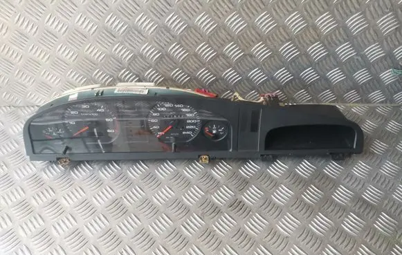 Audi A6 S6 C4 4A Speedometer (instrument cluster) 4A1919033H 88356341 88311183