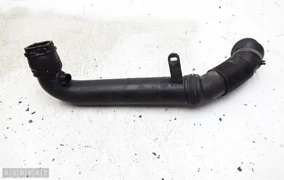 Volkswagen Scirocco Air intake hose/pipe