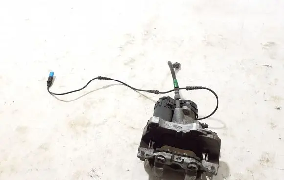 BMW i5 G60 Rear brake caliper 8842980