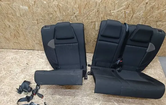 Rear seat