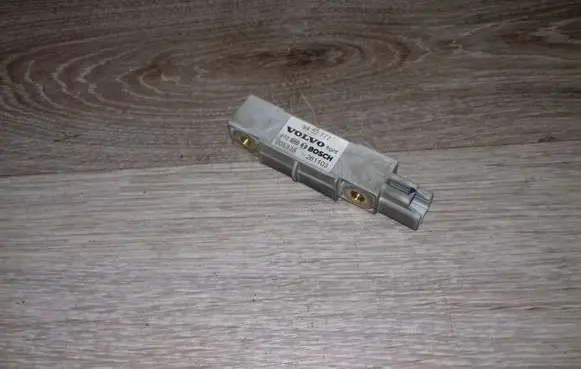 Volvo V70 Airbag deployment crash/impact sensor 9452777 005338 261103