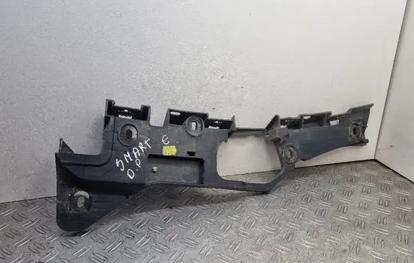 Smart ForTwo I Front bumper mounting bracket 0000916